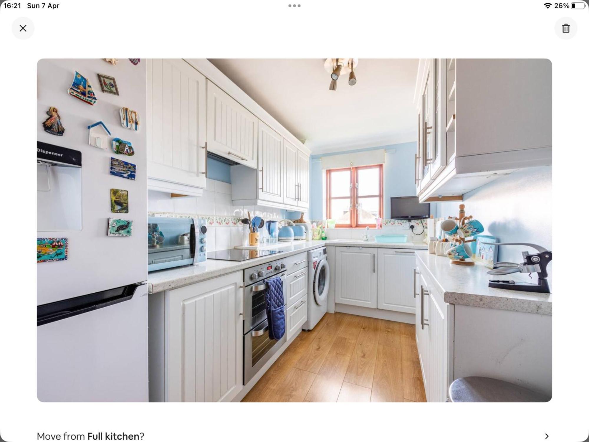 2 Bedrooms Apartment With Free Parking Lancing Exteriör bild